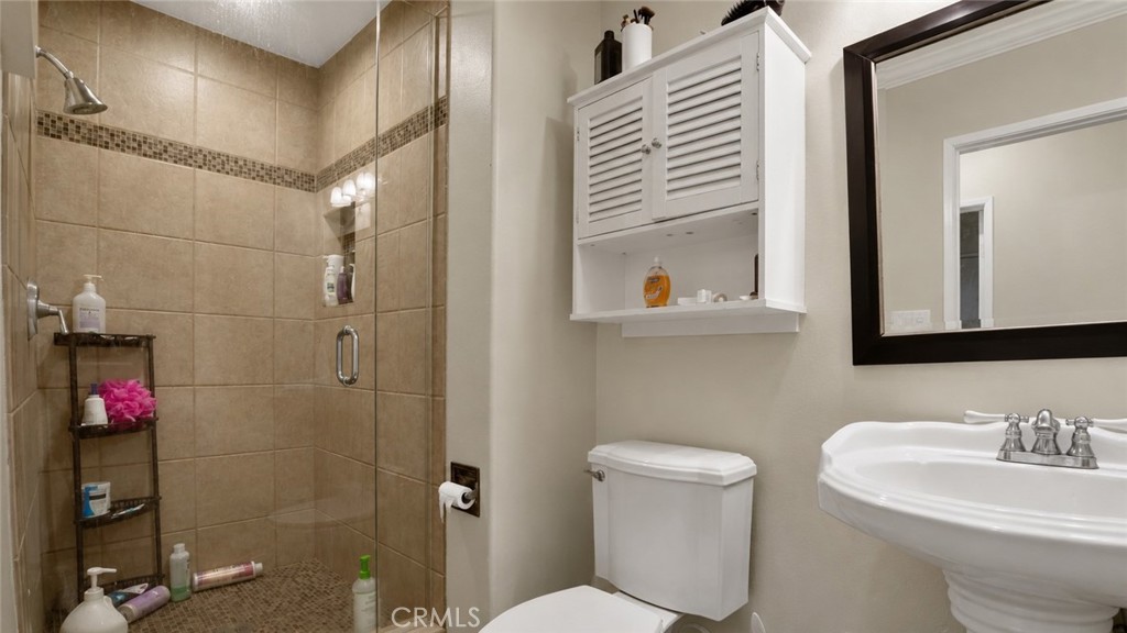 MLS #CV26146629 image #11