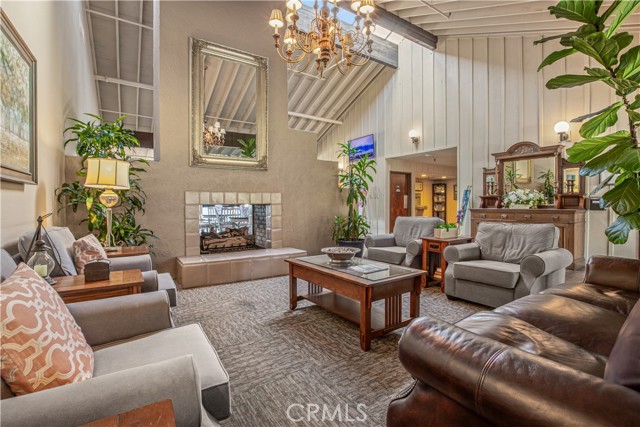 5200 Irvine Blvd Spc 218, Irvine CA: https://media.crmls.org/medias/b537141f-2201-41d8-a0a9-c5894ceae0da.jpg
