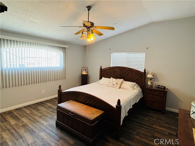 Detail Gallery Image 13 of 30 For 8225 Ailanthus St, Phelan,  CA 92371 - 3 Beds | 2/1 Baths