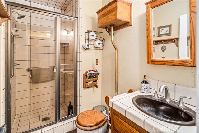 28132 Oak Spring Canyon, Canyon Country CA: https://media.crmls.org/medias/b537d0ca-e565-4836-9f99-052df261f67e.jpg