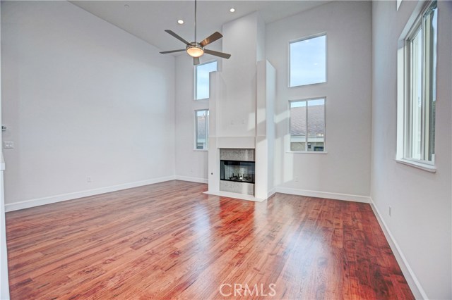 LIVING ROOM FIREPLACE