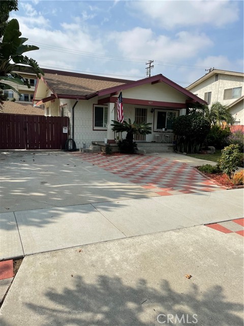 425 Newport Ave, Long Beach, CA 90814