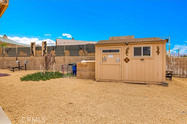 Detail Gallery Image 35 of 54 For 8514 Barberry Ave, Yucca Valley,  CA 92284 - 4 Beds | 3 Baths