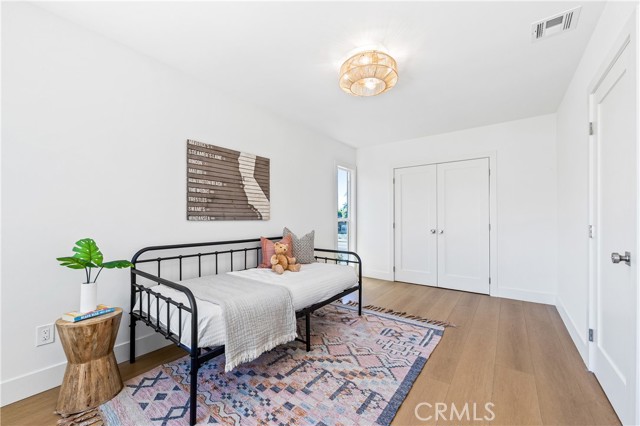 5309 E Appian Way, Long Beach CA: https://media.crmls.org/medias/b53abc1b-4121-489b-8b91-7f1f228194f3.jpg