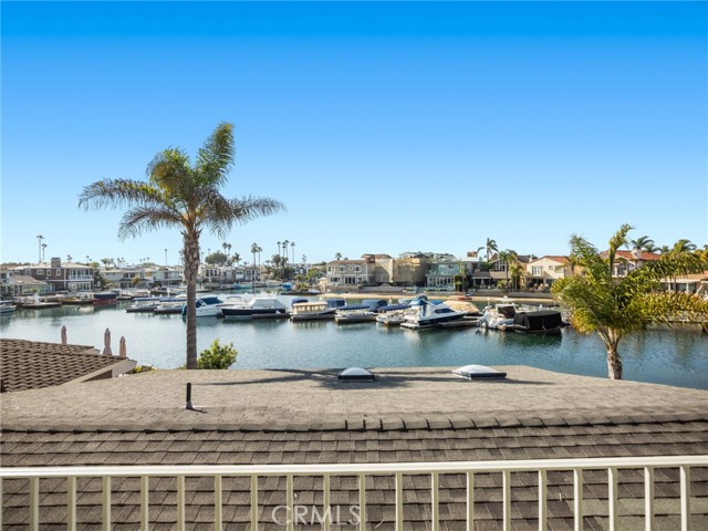 56 Balboa Coves, Newport Beach, California 92663, 5 Bedrooms Bedrooms, ,4 BathroomsBathrooms,Residential Purchase,For Sale,Balboa Coves,NP21247052