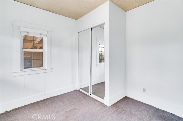 1613 West 56th Street, Los Angeles CA: https://media.crmls.org/medias/b53c4701-ff89-46bd-8bd6-3afbab51ec54.jpg