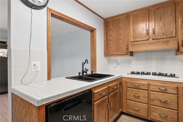 Detail Gallery Image 17 of 31 For 3403 Highwood Ct, Simi Valley,  CA 93063 - 3 Beds | 2 Baths