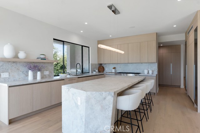 Detail Gallery Image 29 of 40 For 4015 Clarinda Dr, Tarzana,  CA 91356 - 5 Beds | 4 Baths