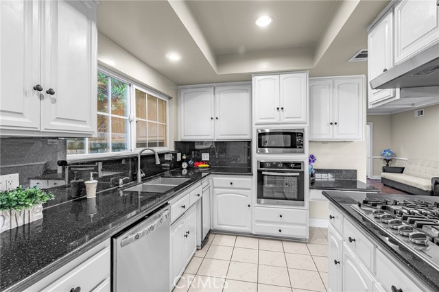 Detail Gallery Image 24 of 33 For 273 Oakhurst Ln, Arcadia,  CA 91007 - 5 Beds | 3 Baths
