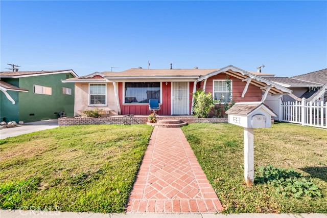 Detail Gallery Image 1 of 1 For 21433 Wardham Ave, Lakewood,  CA 90715 - 3 Beds | 1 Baths