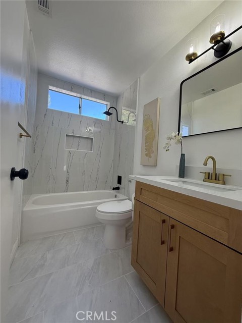 7020 Pozallo Place, Rancho Cucamonga CA: https://media.crmls.org/medias/b53d91d2-3297-47c5-a423-8dc2c0ac1a6f.jpg