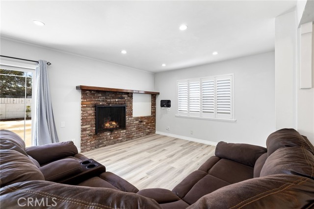 Detail Gallery Image 7 of 37 For 15458 Pastrana Dr, La Mirada,  CA 90638 - 4 Beds | 2 Baths