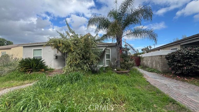 Detail Gallery Image 4 of 4 For 2720 San Francisco, Long Beach,  CA 90806 - 3 Beds | 2 Baths