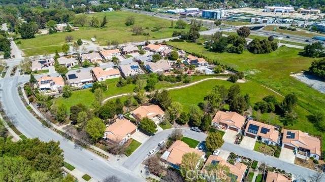 6195 Via Huerto Ct, Atascadero CA: https://media.crmls.org/medias/b53ec6a5-c2ff-413c-acd3-1b0c0d61ec74.jpg
