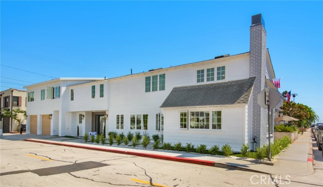 1103 Balboa Avenue, Newport Beach CA: https://media.crmls.org/medias/b53ed689-0d16-437f-9e76-d680851c6692.jpg