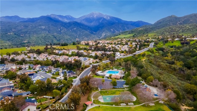 Detail Gallery Image 24 of 31 For 21241 Oakridge Ln, Trabuco Canyon,  CA 92679 - 3 Beds | 2/1 Baths