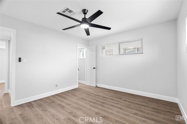 Detail Gallery Image 23 of 28 For 3013 Arnold St, Bakersfield,  CA 93305 - 3 Beds | 2 Baths