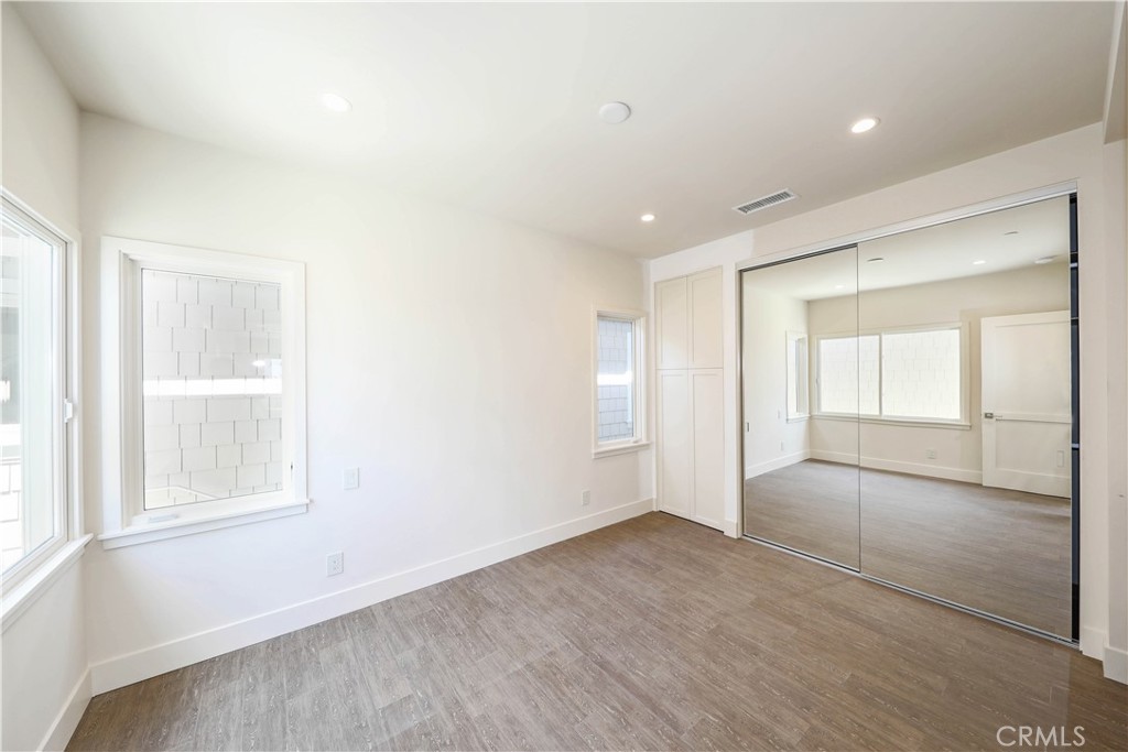 B54118fc Dc35 48a2 93c4 621147b96a4f