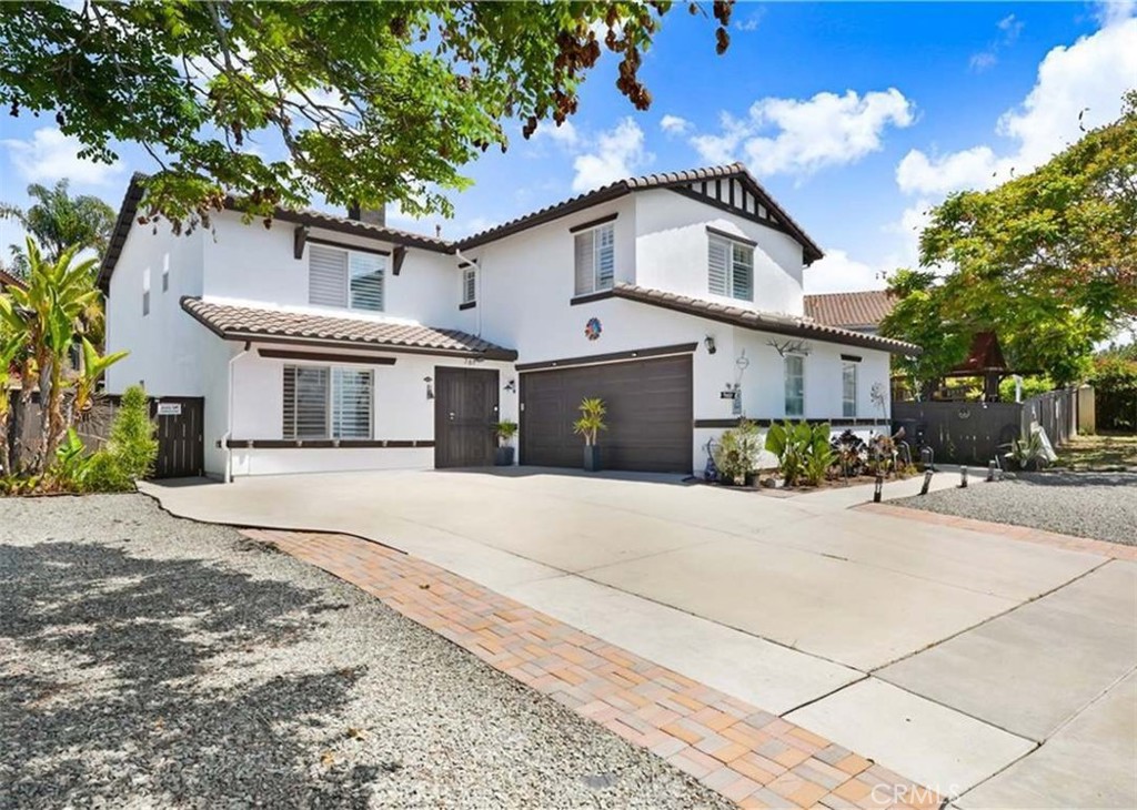 761 De La Toba Road