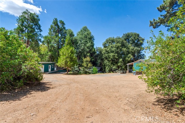 Image 30 of 66 For 39065 Oak Glen Road