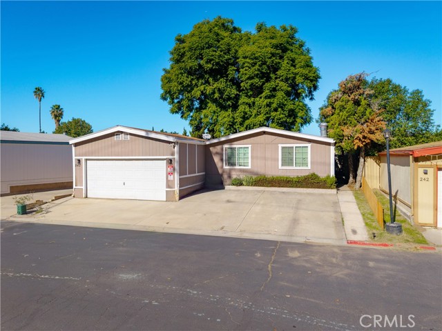 Detail Gallery Image 3 of 35 For 700 E Washington St #243,  Colton,  CA 92324 - 3 Beds | 2 Baths