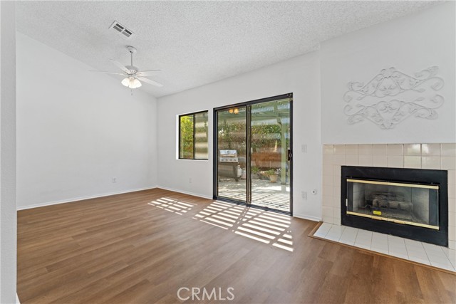 Detail Gallery Image 5 of 37 For 44204 Galion Ave, Lancaster,  CA 93536 - 4 Beds | 2 Baths