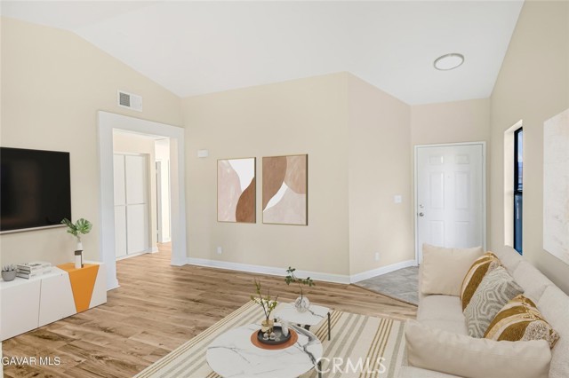 Detail Gallery Image 3 of 17 For 3649 Scherer, Rosamond,  CA 93560 - 3 Beds | 2 Baths