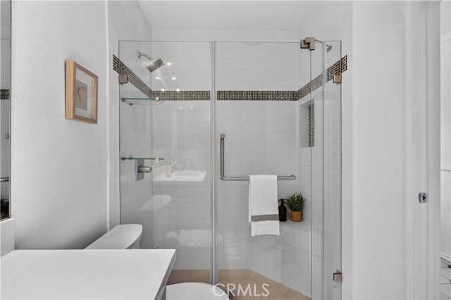 1061 Park Avenue, 306 photo 17