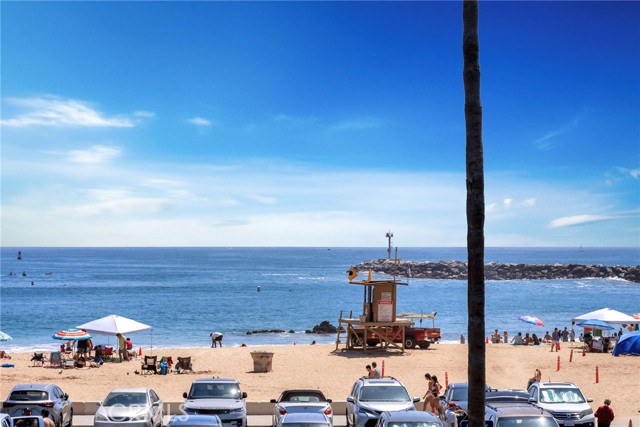 3116 Breakers Drive, Corona del Mar CA: https://media.crmls.org/medias/b546a9f1-5adf-40a5-8042-61b5bc9c2c10.jpg