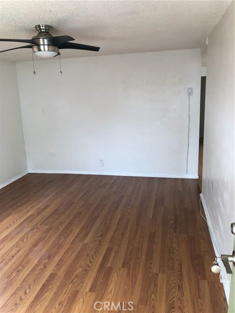 Detail Gallery Image 2 of 9 For 619 Orange Grove, Glendale,  CA 91205 - 2 Beds | 1 Baths