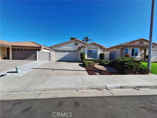 Detail Gallery Image 3 of 4 For 28230 Avenida Francesca, Menifee,  CA 92585 - 2 Beds | 2 Baths