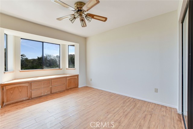 Image 25 of 67 For 2929 Snow Line