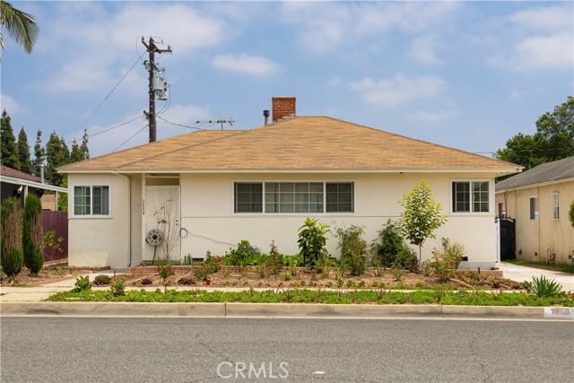 Detail Gallery Image 1 of 53 For 1004 S Valencia St, Alhambra,  CA 91801 - 4 Beds | 2 Baths
