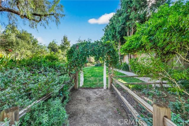 Image 52 of 75 For 31625 Ano Crest Road