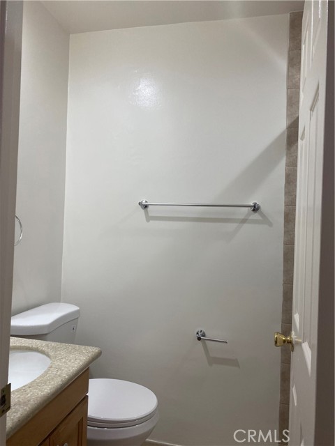 1146 East Lexington photo 15