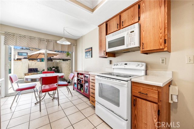 Detail Gallery Image 11 of 24 For 9856 Lido Way #19,  Cypress,  CA 90630 - 2 Beds | 2 Baths
