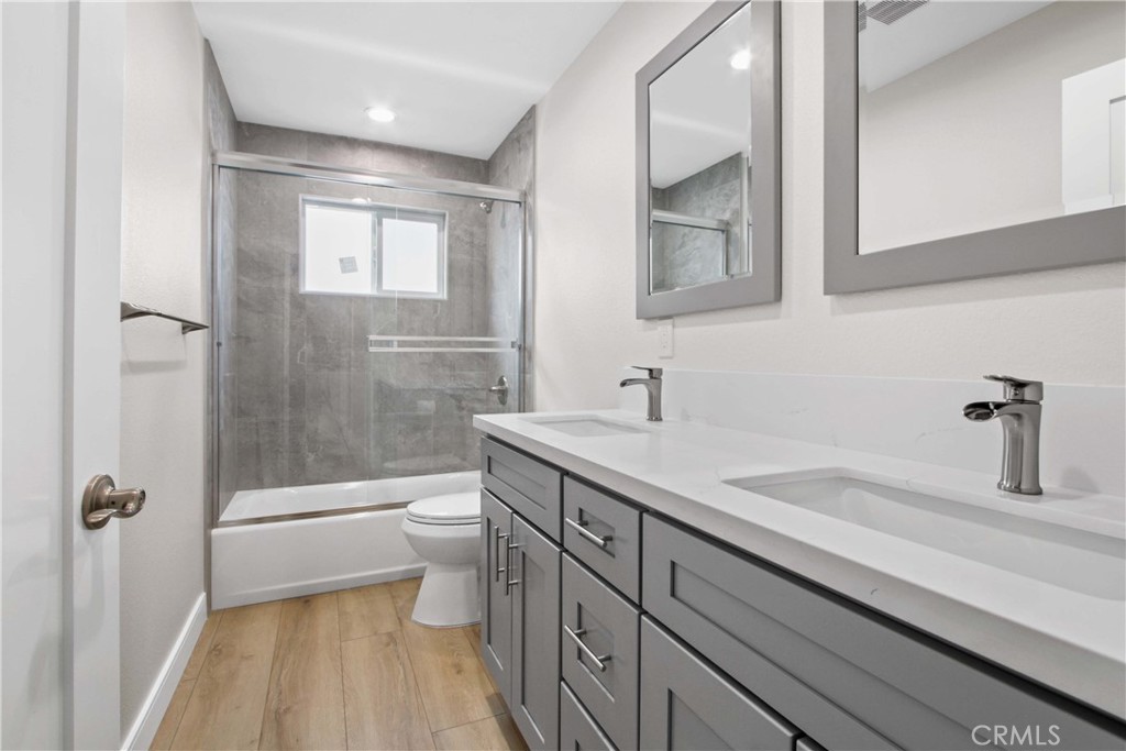 MLS #OC26166327 image #11