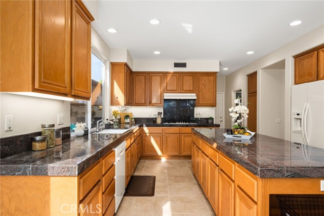 Detail Gallery Image 16 of 65 For 2998 Arborwood Ct, Fullerton,  CA 92835 - 4 Beds | 2/1 Baths