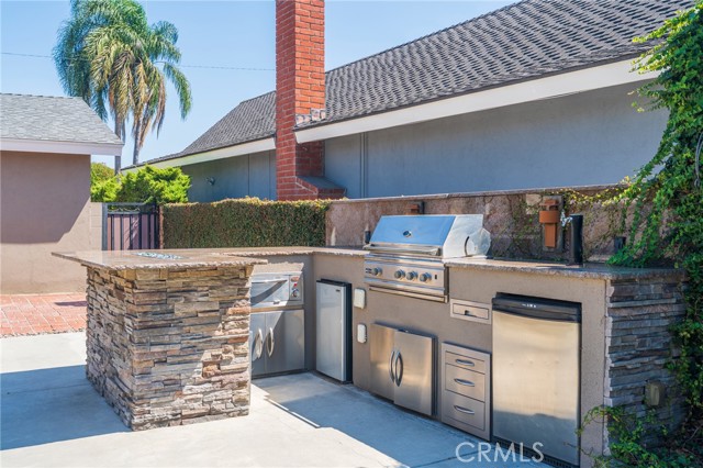 Detail Gallery Image 29 of 45 For 15871 Belfast Ln, Huntington Beach,  CA 92647 - 3 Beds | 2/1 Baths