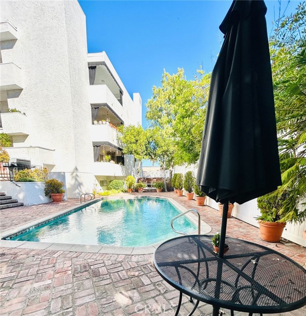 Detail Gallery Image 56 of 59 For 4950 Louise Ave #105,  Encino,  CA 91316 - 2 Beds | 2 Baths