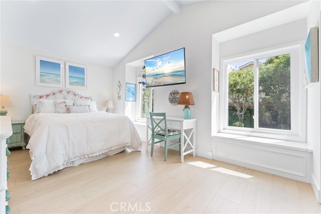 3208 Calle Grande, San Clemente CA: https://media.crmls.org/medias/b54b452f-6d1a-464f-ac08-347894308841.jpg