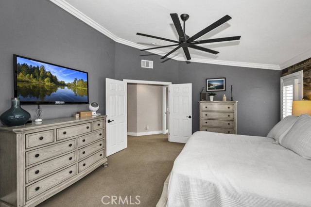 24030 Via Vizcaya, Valencia CA: https://media.crmls.org/medias/b54f9cf4-88bc-4162-85ce-82c5f4ca9c59.jpg