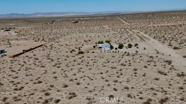60684 Herdmans Road, Landers CA: https://media.crmls.org/medias/b5500675-1187-4f3f-8671-246a7ed2c600.jpg