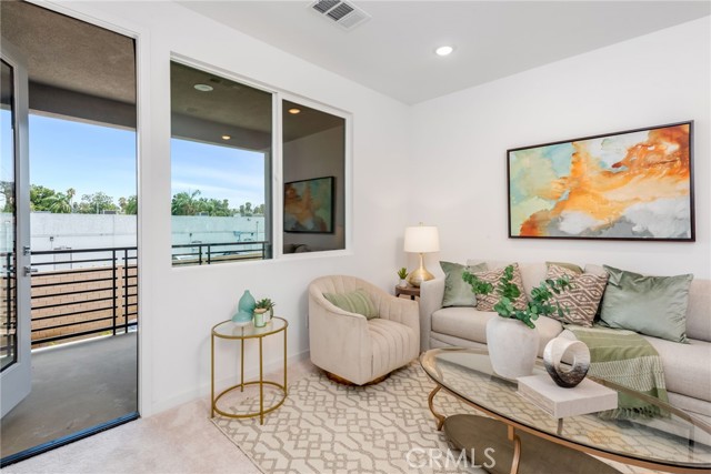 Detail Gallery Image 15 of 36 For 1172 Santo Antonio Dr, Colton,  CA 92324 - 2 Beds | 2/1 Baths