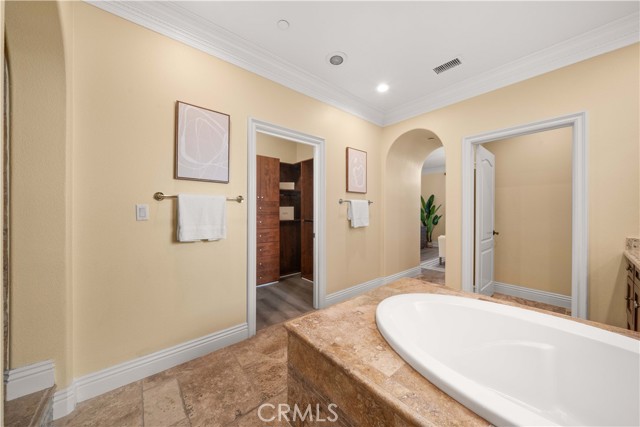 Detail Gallery Image 16 of 48 For 94 Mission, Irvine,  CA 92618 - 3 Beds | 3/1 Baths