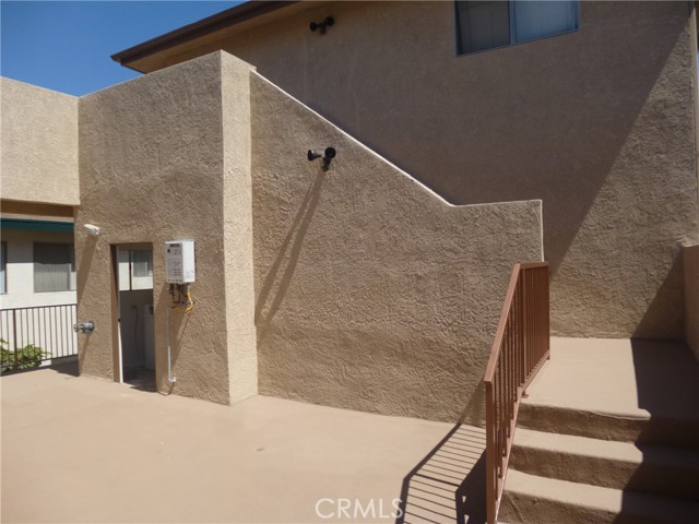 Detail Gallery Image 4 of 20 For 12617 Eucalyptus Ave, Hawthorne,  CA 90250 - – Beds | – Baths