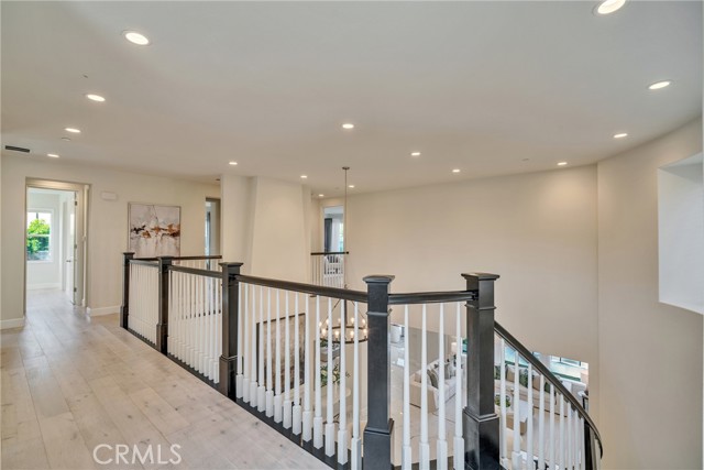 5437 Heritage Oak Drive, Lake Forest CA: https://media.crmls.org/medias/b5526e40-0075-4771-b303-540ed30f3585.jpg