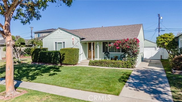 2803 Denmead St, Lakewood, CA 90712