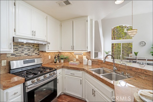 Detail Gallery Image 6 of 31 For 87 Montara, Aliso Viejo,  CA 92656 - 2 Beds | 2 Baths