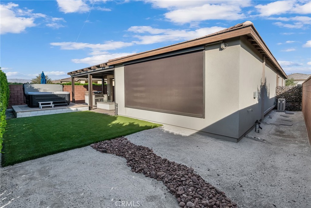 MLS #DW25252670 image #12